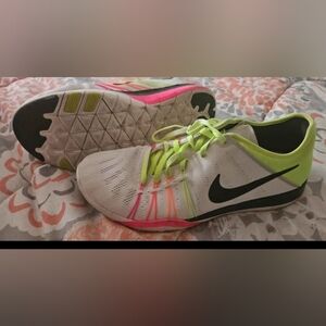 Slightly used Womens Nike 9.5
